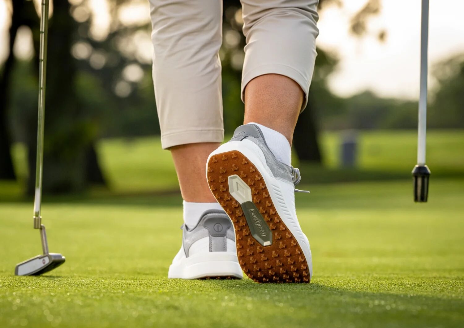 Approach Shot - Image 7
